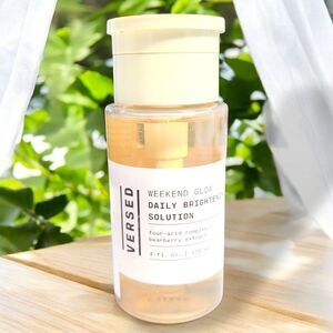 New VERSED Weekend Glow Daily Brightening Toner Four-Acid Complex AHA Vitamin C